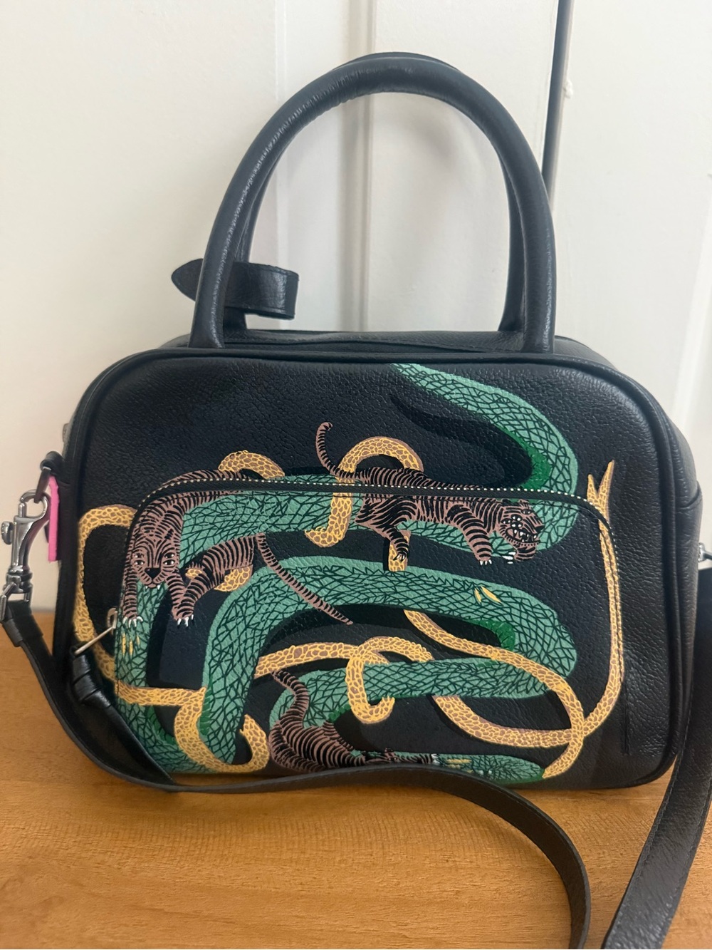 Authentic Min & Mon New York ‘Vali’ Leather Crossbody Handbag